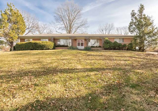 Photo of 37 Country Fair Ln, St Louis, MO 63141