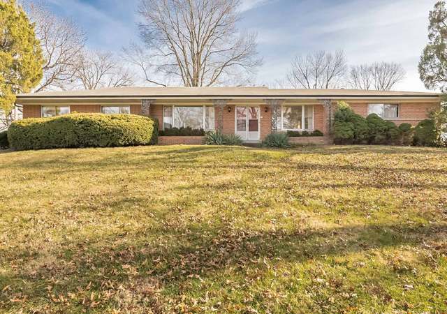 Photo of 37 Country Fair Ln, St Louis, MO 63141