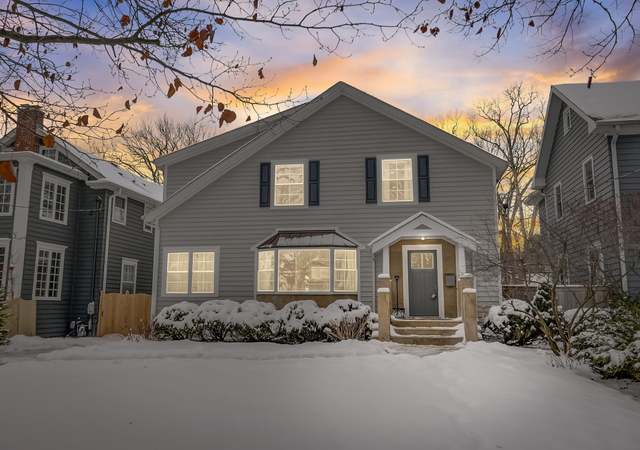 Photo of 124 Linden Ave, Glencoe, IL 60022