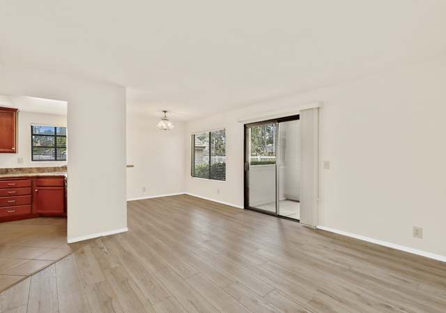 Photo of 1059 Shadowridge Dr #15, Vista, CA 92081