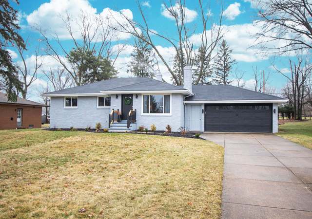 Photo of 970 Twilight Dr, Seven Hills, OH 44131