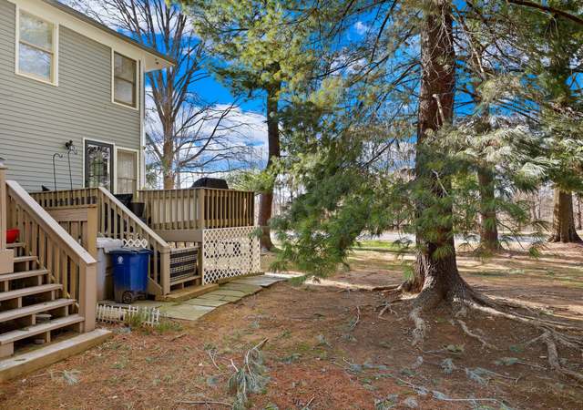 Photo of 9523 Dunbrook Ct, Montgomery Village, MD 20886