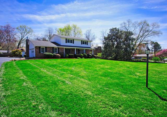 Photo of 848 Dorset Dr, Knoxville, TN 37923