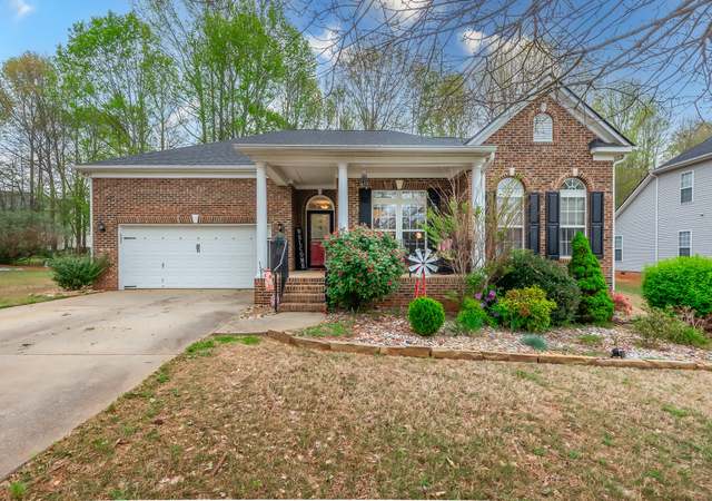 Photo of 4 Winding River Ln, Simpsonville, SC 29681