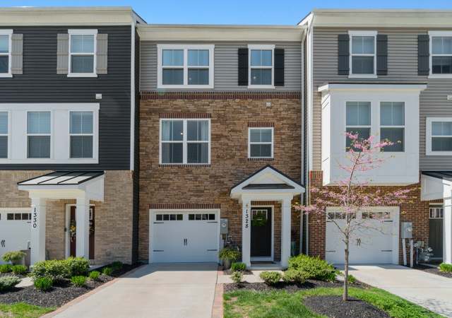 Photo of 1328 Hawk Hollow Dr, Crofton, MD 21114