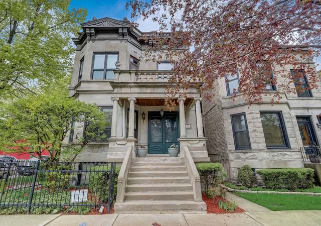 Photo of 2500 N Mozart St, Chicago, IL 60647