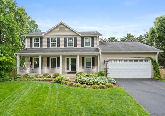 Photo of 3512 Honey Locust Ct, Fairfax, VA 22033