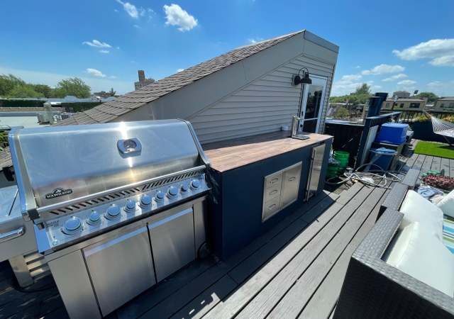Photo of 3422 N Bosworth Ave #3, Chicago, IL 60657