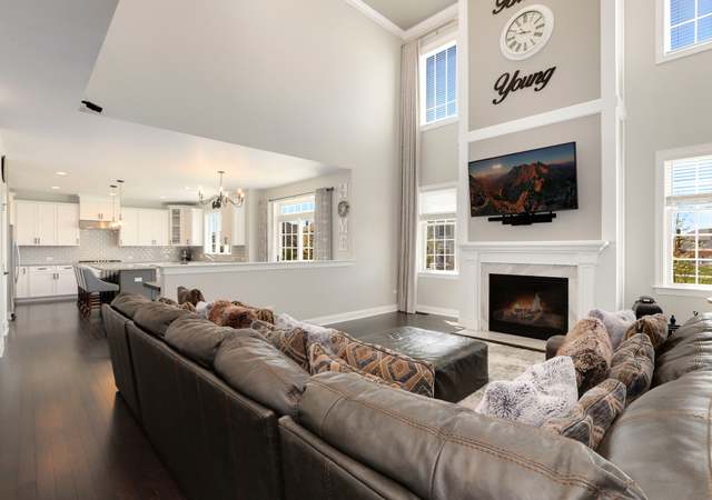 Photo of 27 Shenandoah Cir, South Barrington, IL 60010