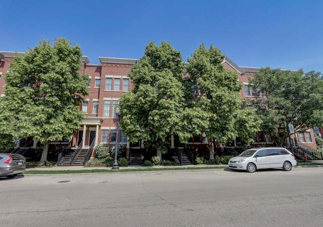 Photo of 228 Lake St, Elgin, IL 60120
