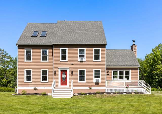 Photo of 530 Jewett Hill Rd, Ashby, MA 01431