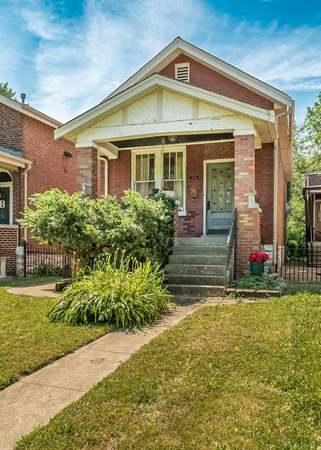 Photo of 5384 Reber Pl, St Louis, MO 63139