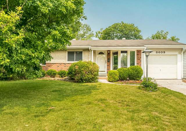 Photo of 8609 Carriage Way Dr, St Louis, MO 63123