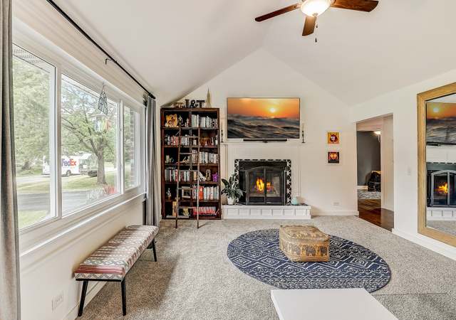 Photo of 1005 Talbot Ave, Lake Bluff, IL 60044