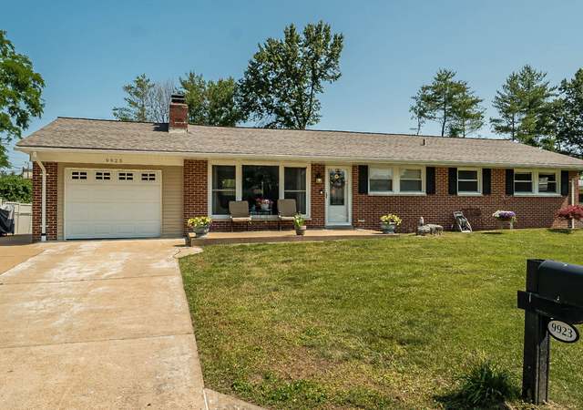 Photo of 9923 Crestwood Dr, St Louis, MO 63126
