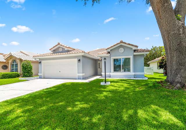 Photo of 8552 Tourmaline Blvd, Boynton Beach, FL 33472