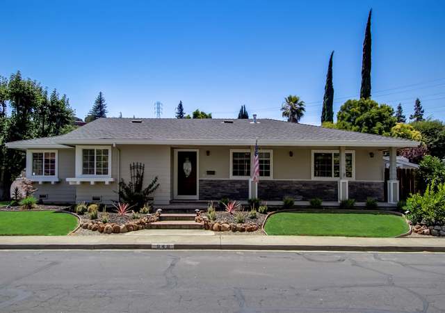 Photo of 848 Linwood St, Vacaville, CA 95688