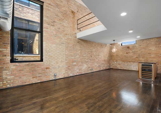 Photo of 1872 N Clybourn Ave #110, Chicago, IL 60614