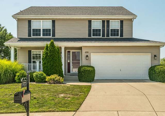 Photo of 604 Wild Horse Creek Dr, Fairview Heights, IL 62208