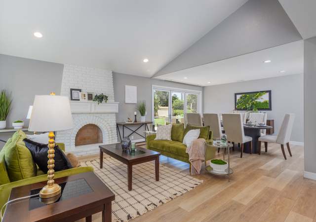 Photo of 2640 Vistosa Pl, Carlsbad, CA 92009