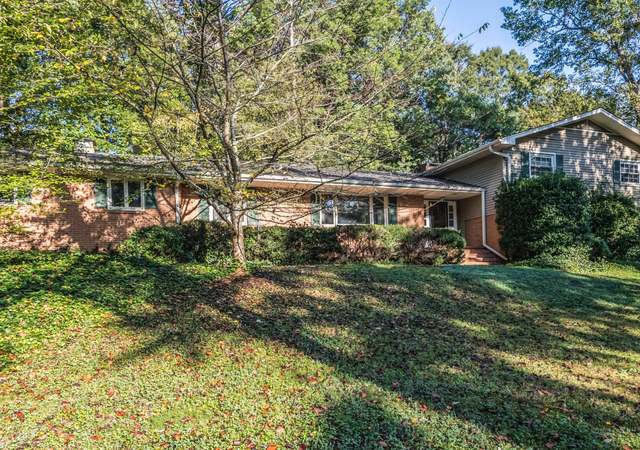 Photo of 36 Ponderosa Rd, Greenville, SC 29607