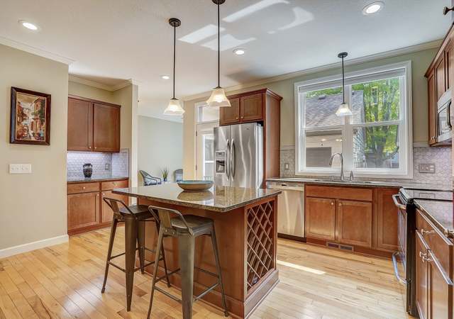 Property at 48 E 125th St, Burnsville, MN 55337, 4 beds, 4 baths