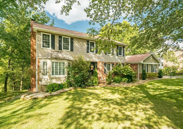Photo of 13511 Pine Wood Trl, St Louis, MO 63128