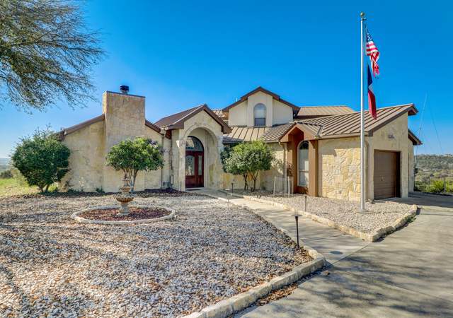 Photo of 490 Muse Dr, Spring Branch, TX 78070-5255
