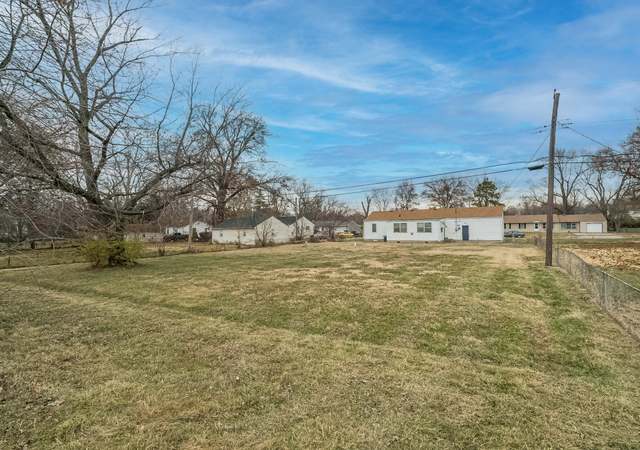 Photo of 1032 Farmview Dr, St Louis, MO 63138