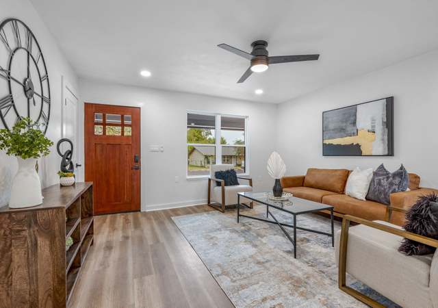 Photo of 6906 Cherrydale Dr, Austin, TX 78745