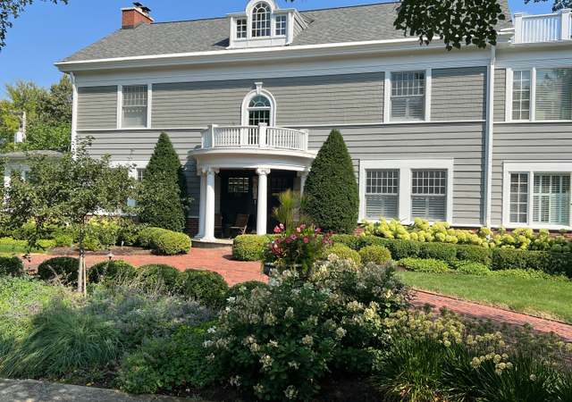 Property at 525 W Lincoln Ave, Wheaton, IL 60187, 6 beds, 4.5 baths
