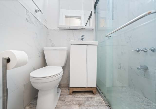 Photo of 234 W 16th St Unit 1A, New York City, NY 10011