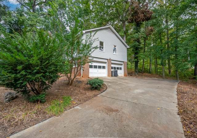 Photo of 104 Vine St, Easley, SC 29640