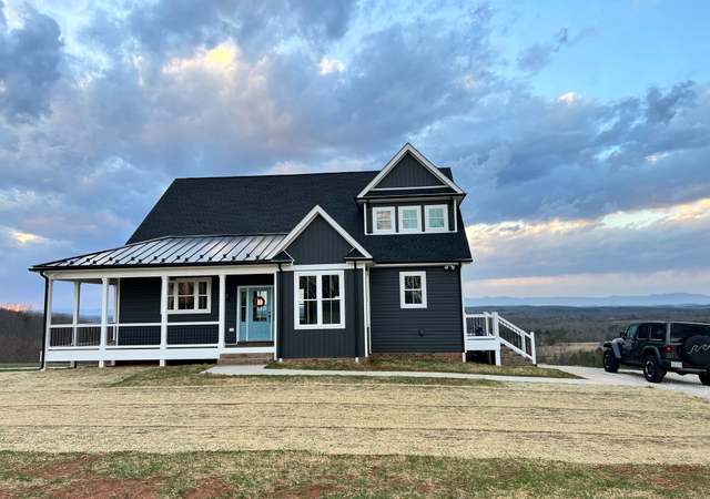 Property at 755 Skyline Rd, Appomattox, VA 24522, 3 beds, 2 baths