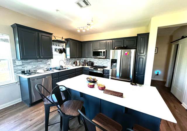 Photo of 4416 Berkman Dr Unit B, Austin, TX 78723