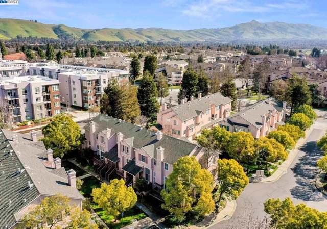 Photo of 38856 Northern Cmn, Fremont, CA 94536