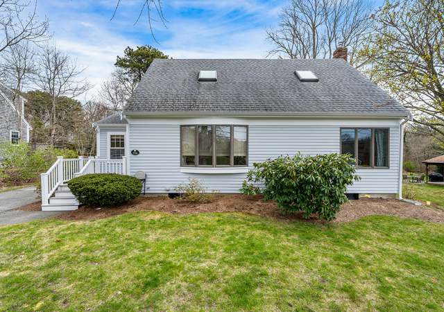 Photo of 714 Crowell Rd, Chatham, MA 02650