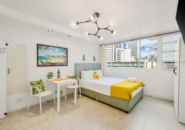 Photo of 134 Kapahulu Ave #302, Honolulu, HI 96815