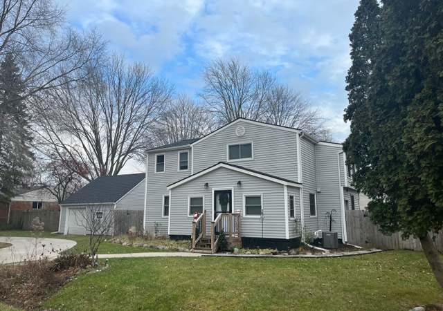 Property at 36186 Edman St, Harrison Twp, MI 48045, 4 beds, 2 baths