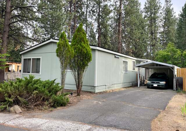 Photo of 61040 S S Queens Dr #15, Bend, OR 97702