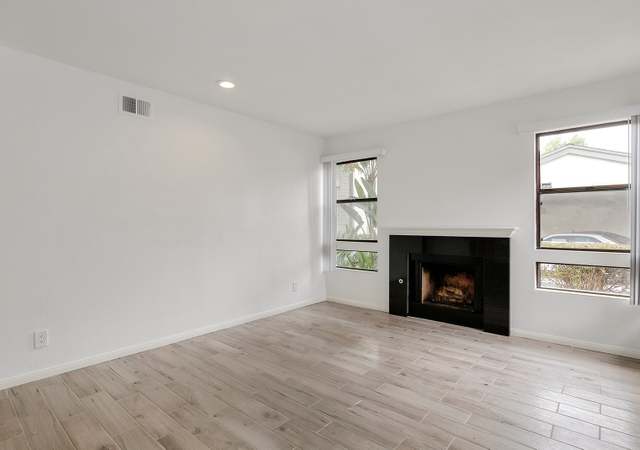 Photo of 1947 Wellington Ln #7, Vista, CA 92081