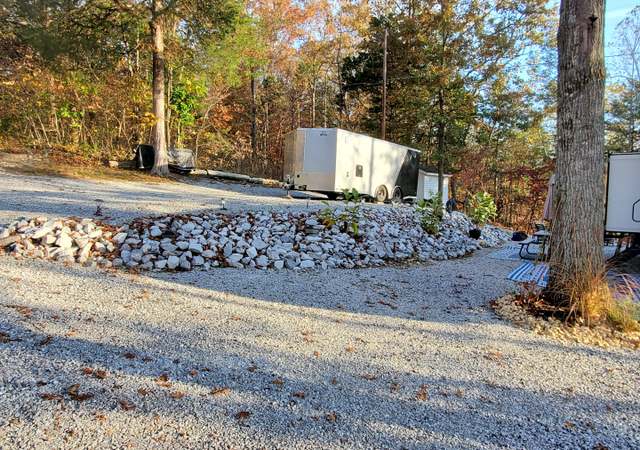Photo of 164 Quarry Dr, Jacksboro, TN 37757