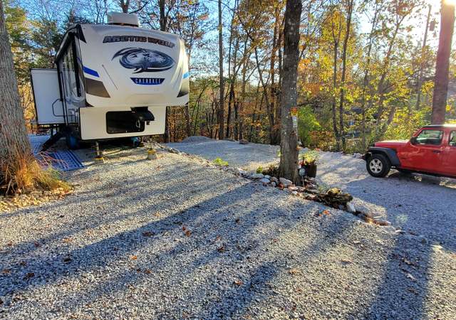 Photo of 164 Quarry Dr, Jacksboro, TN 37757