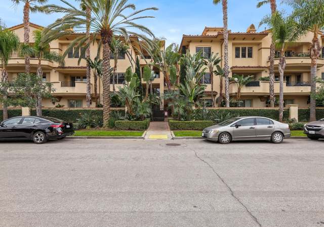 Photo of 401 Bernard St #212, Costa Mesa, CA 92627