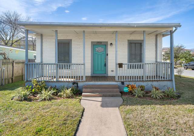 Photo of 1701 55th St, Galveston, TX 77551