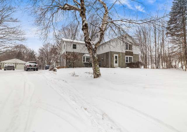 Photo of 220 Upper North Row Rd, Sterling, MA 01564