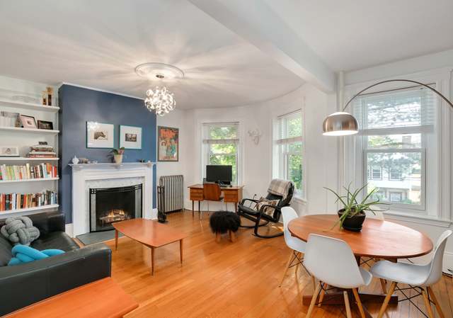 Photo of 299 Tappan St #4, Brookline, MA 02445