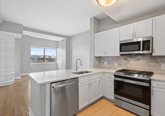 Property at 800 4th St SW Unit N812, Washington, DC 20024, 1 bed, 1 bath