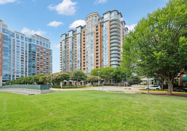 Photo of 8220 Crestwood Heights Dr #411, Mclean, VA 22102