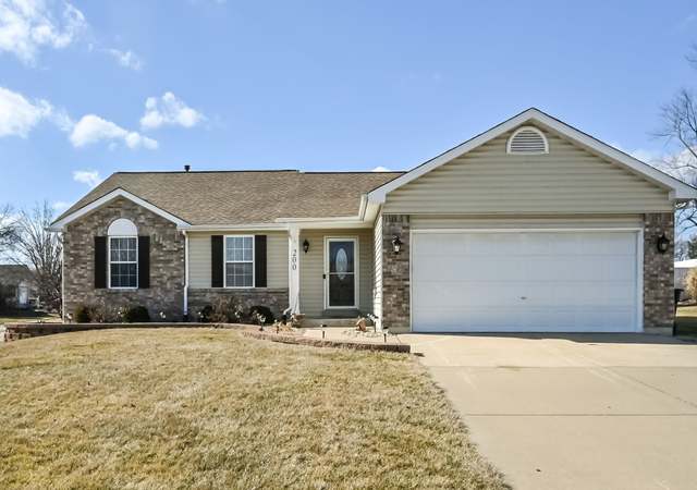 Photo of 200 Lindys Landing Ct, St Peters, MO 63376